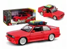 Bburago 1:24 BMW M3 1988 tetőcsomagtartóval - 18-23014