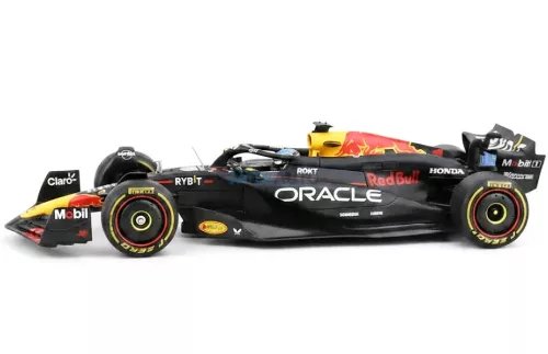  Bburago 1:24 F1 KIT - összeszerelhető modell autó / versenyautó - Red Bull /Verstappen 18-28517 