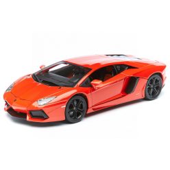   Bburago 1:18 Lamborghini Aventador LP700-4 (2011) sportautó 18-11033