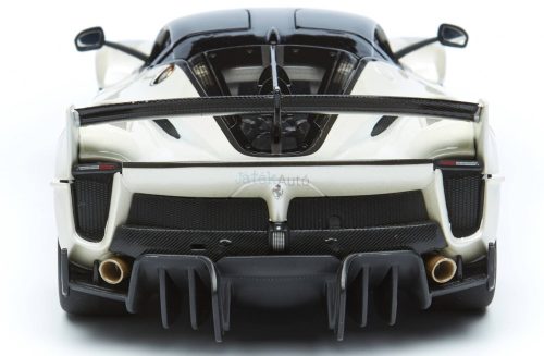 Bburago 1:18 Ferrari FXX K EVO 18-16012