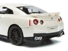 Bburago 1:24 Nissan GT-R (2017) sportautó 18-21082