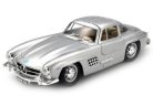 Bburago 1:24 Mercedes Benz 300 SL (1954) sportautó 18-22023