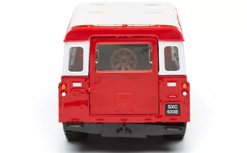Bburago 1:24 Land Rover 110 (1976) terepjáró 18-22063R
