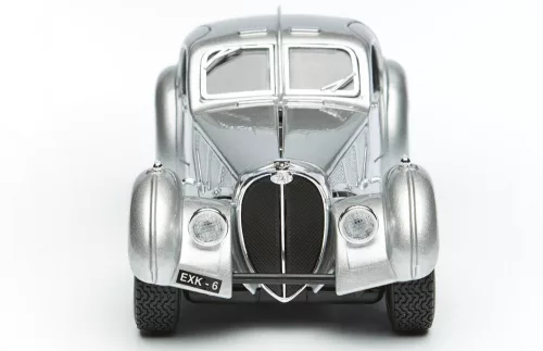 Bburago 1:24 Bugatti Atlantic sportautó 18-22092