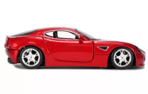 Bburago 1:32 Alfa Romeo 8C Competizione (2004) sportautó 18-43004