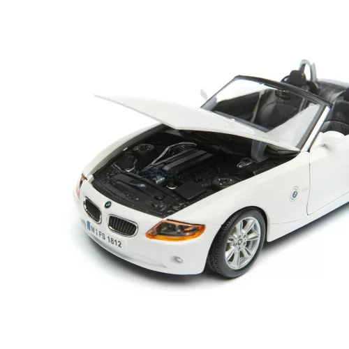 Bburago 1:24 BMW Z4 sportautó 18-22002