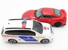 Bburago 1:43 szirénázó/villogó Ford Focus rendőrautó + Nissan GT-R sportautó 18-31063