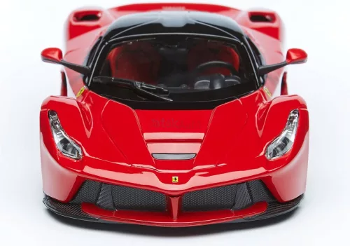 Bburago 1:24 Ferrari LaFerrari versenyautó 18-26001