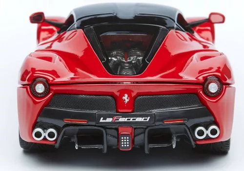 Bburago 1:24 Ferrari LaFerrari versenyautó 18-26001