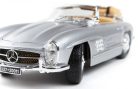 Bburago 1:18 Mercedes Benz 300 SL Touring 1957 sportautó 18-12049