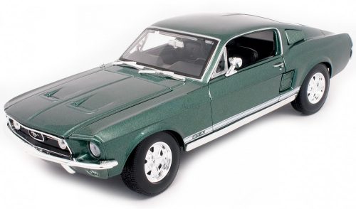 Maisto 1:18 Ford Mustang GTA Coupe Fastback (1967) Dark Green sportautó 31166