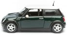 Maisto 1:24 Mini Cooper (2006) személyautó 31219 - Dark Green/White