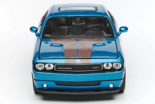 Maisto 1:24 Dodge Challenger SRT8 6.1 Hemi Coupe (2008) sportautó 31280