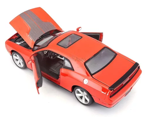 Maisto 1:24 Dodge Challenger SRT8 6.1 Hemi Coupe (2008) sportautó 31280