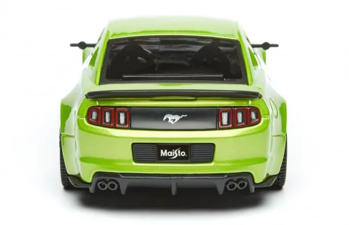 Maisto 1:24 Ford Mustang Street Racer (2014) sportautó 31506