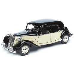   Maisto 1:18 Citroen Traction Avant 15CV 6C (1952) személyautó 31821
