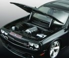 Maisto 1:24 Dodge Challenger SRT8 Coupe (2008) összeszerelhető modell autó - 39280