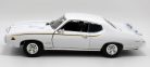 Motormax 1:18 Pontiac GTO Judge (1969) - White 73133