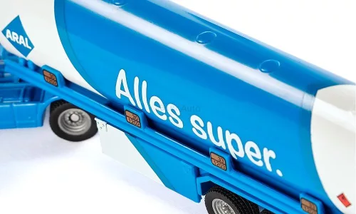 Siku 1:87 Benzinszállító Volvo kamion - 1626