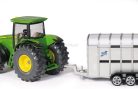 Siku Farmer 1:50 John Deere 8430 traktor állatszállító utánfutóval - 1956