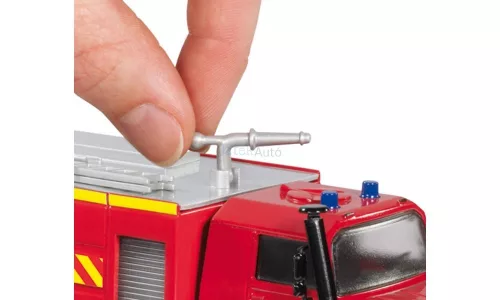 Siku 1:50 Mercedes-Benz Zetros tűzoltóautó - 2109