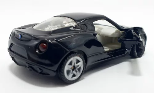 Siku 1:55 Alfa Romeo 4c sportautó - 1451