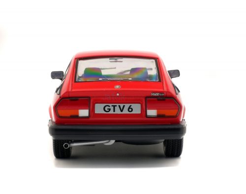 Solido 1:18 Alfa Romeo Alfetta GTV 6 (1984) sportautó 1802301